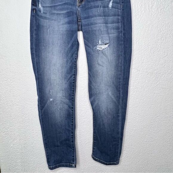 Judy Blue Skinny Fit Distressed Light Blue Women  Bodycon Jeans Sz  5/57 - Picture 5 of 11